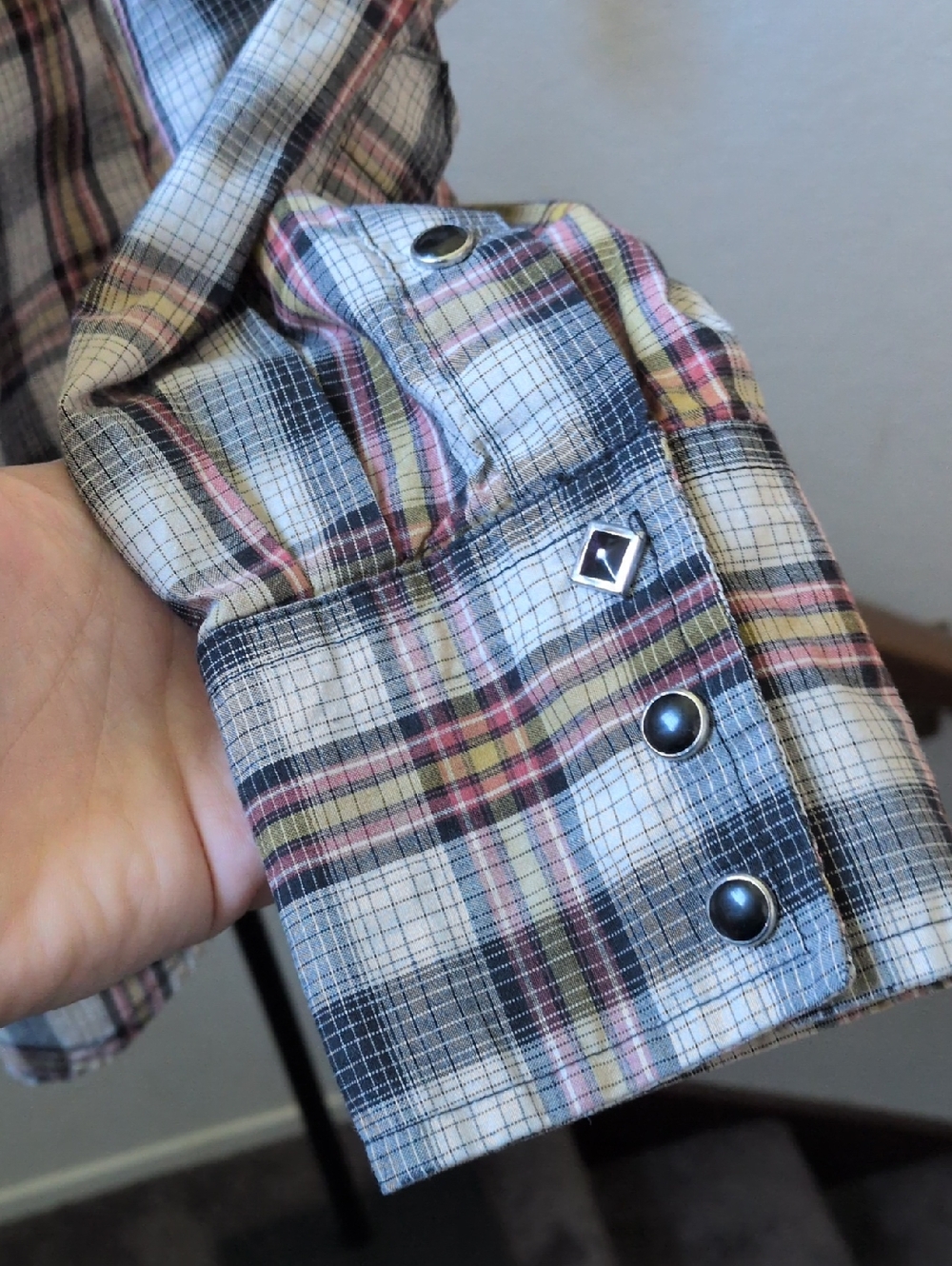 ✨ Vintage Wrangler Plaid Pearl Snap Button Down Shirt Size M - Picture 13 of 14